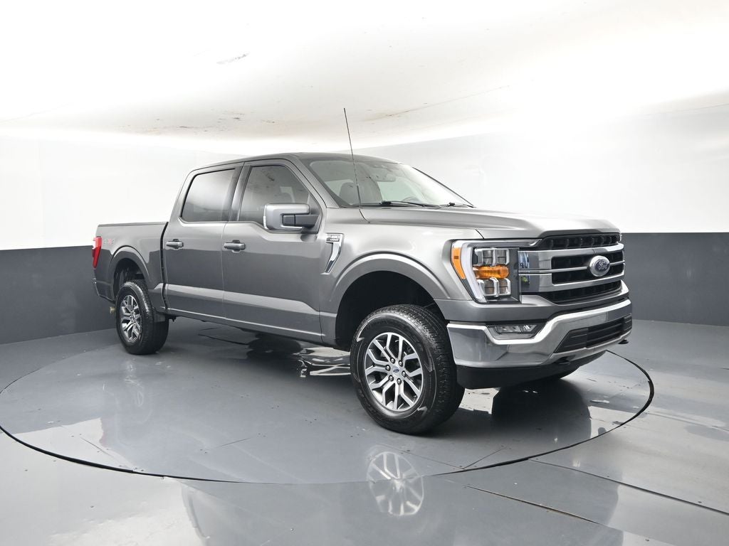 2022 Ford F-150 LARIAT in Carbonized Gray Metallic — front three-quarter view