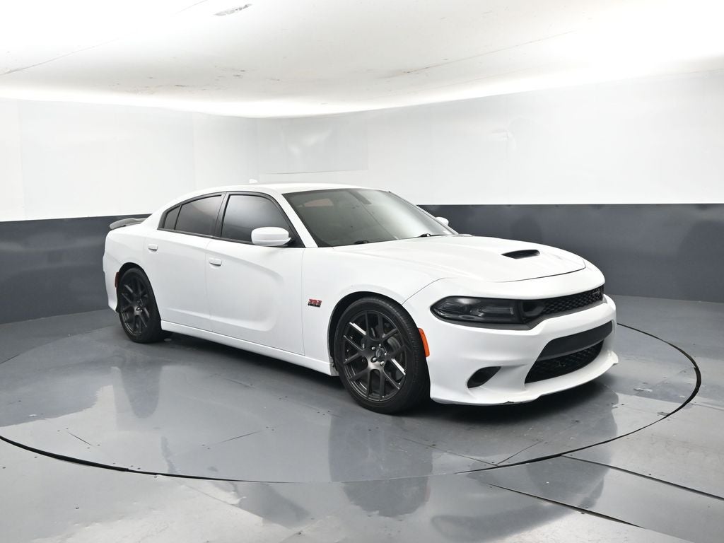 2019 Dodge Charger R/T Scat Pack in White Knuckle Clearcoat — front three-quarter view